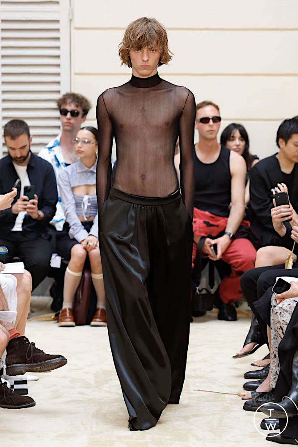 Fashion Week Paris Spring/Summer 2024 look 19 de la collection Burc Akyol menswear