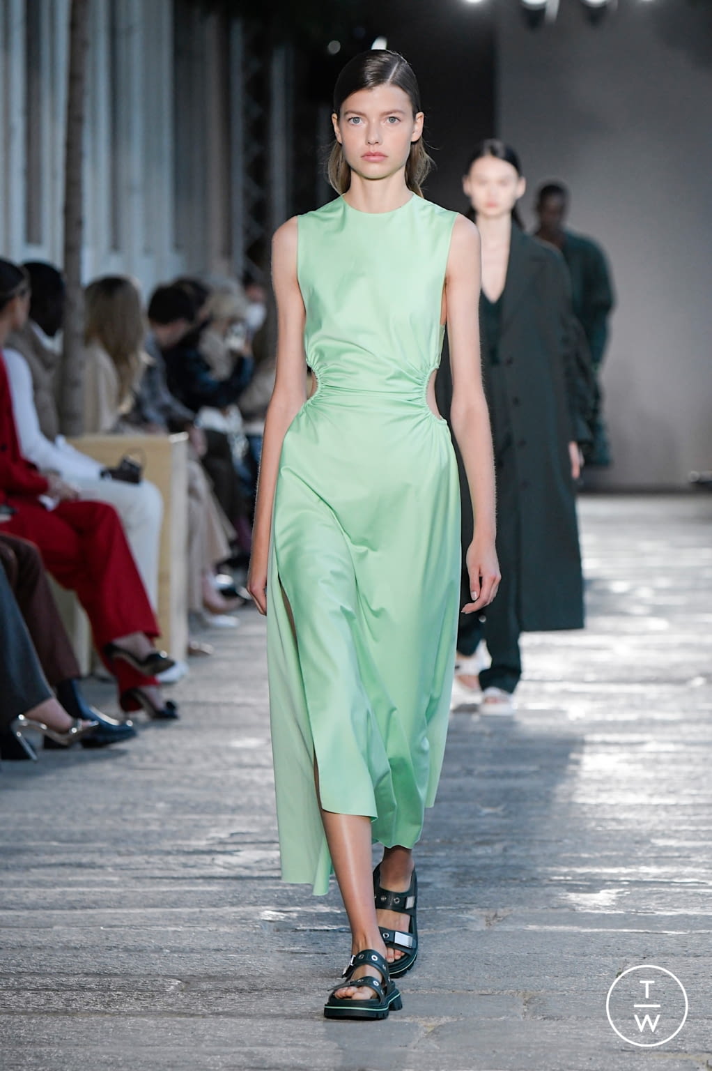 Fashion Week Milan Spring/Summer 2021 look 35 from the Boss collection 女装