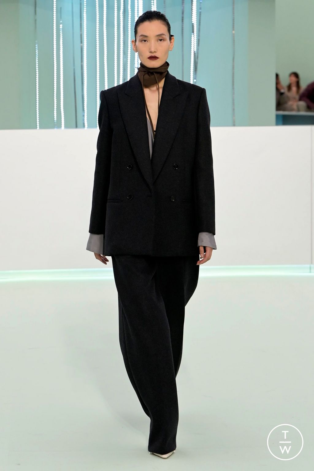Fashion Week Milan Fall/Winter 2023 look 16 from the Boss collection womenswear