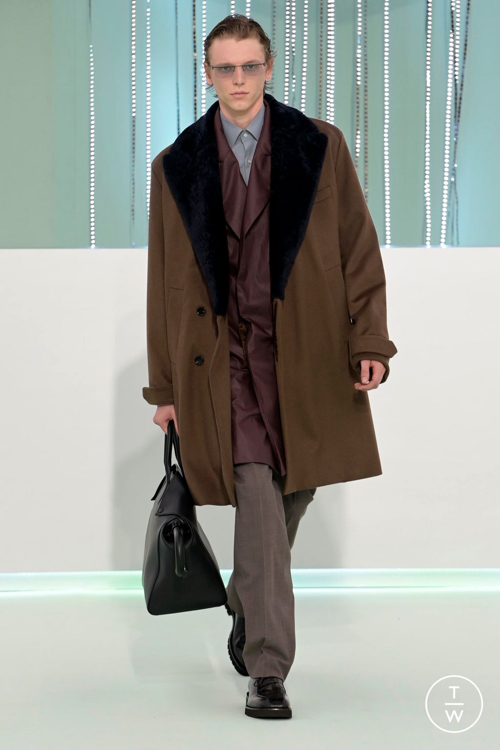 Fashion Week Milan Fall/Winter 2023 look 32 from the Boss collection 女装