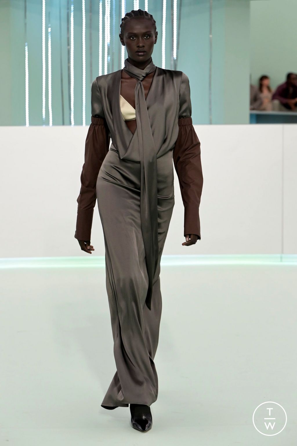 Fashion Week Milan Fall/Winter 2023 look 33 from the Boss collection womenswear
