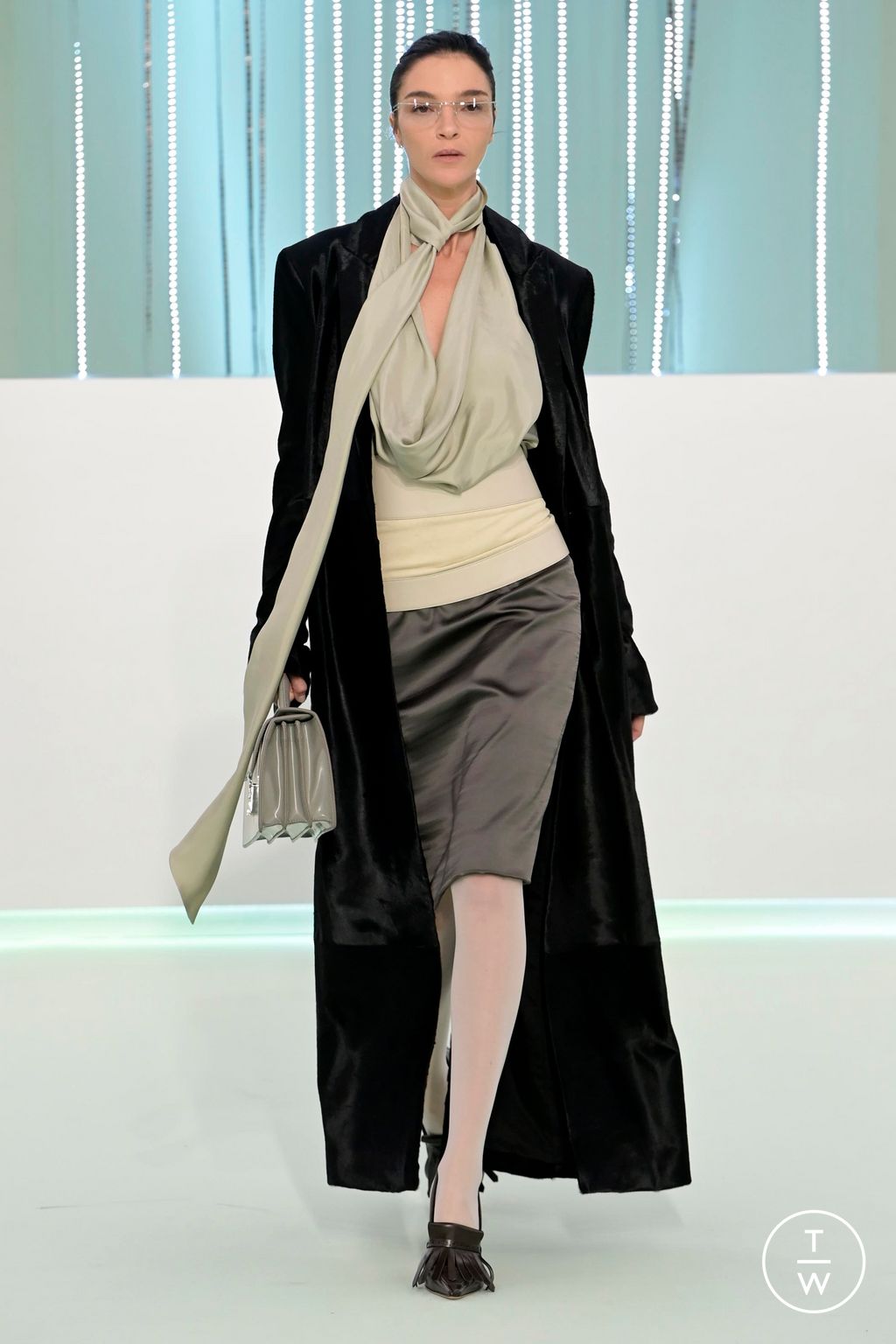 Fashion Week Milan Fall/Winter 2023 look 34 from the Boss collection womenswear