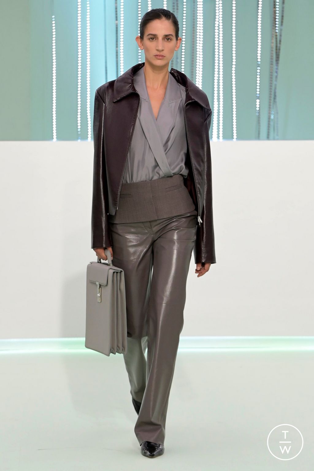 Fashion Week Milan Fall/Winter 2023 look 51 from the Boss collection 女装