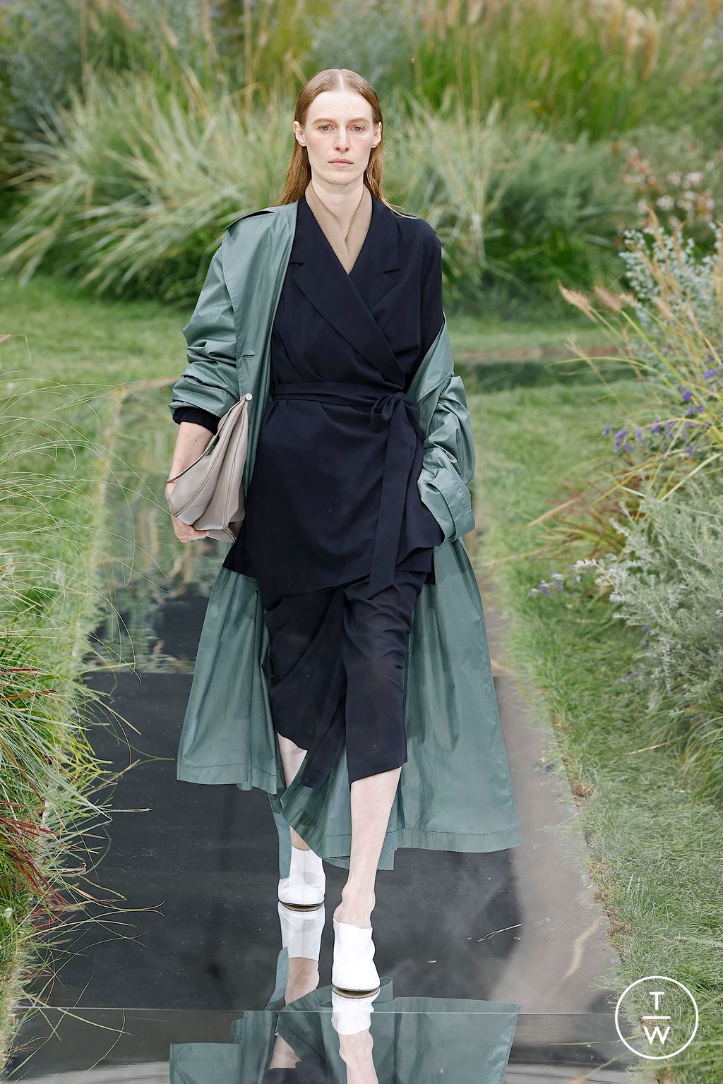 Fashion Week Milan Spring/Summer 2025 look 3 from the Boss collection womenswear