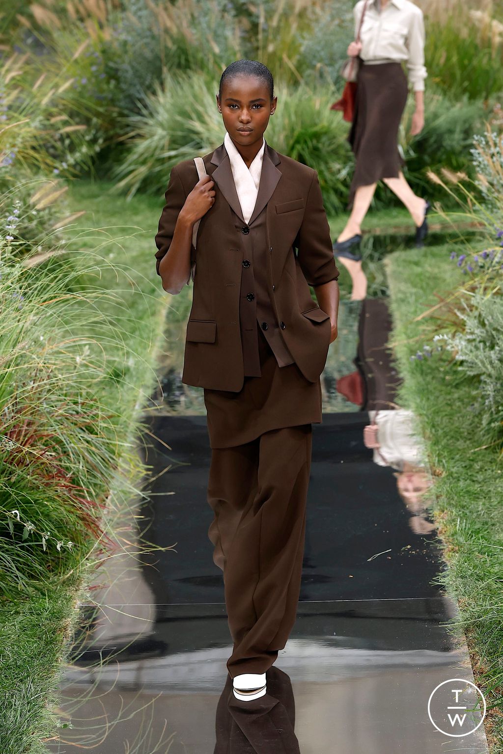 Fashion Week Milan Spring/Summer 2025 look 46 from the Boss collection womenswear