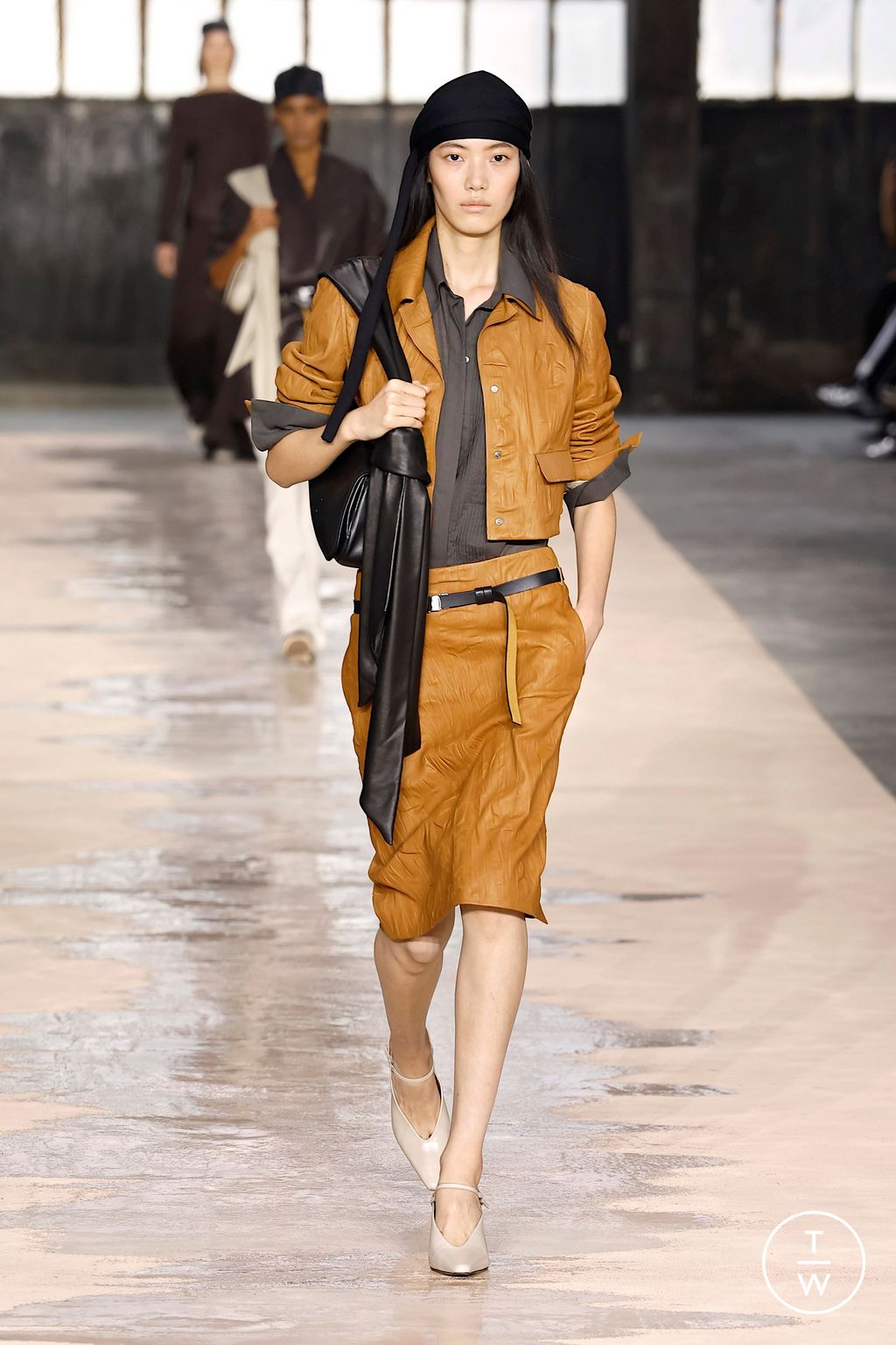 Fashion Week Milan Spring/Summer 2026 look 33 from the Boss collection womenswear