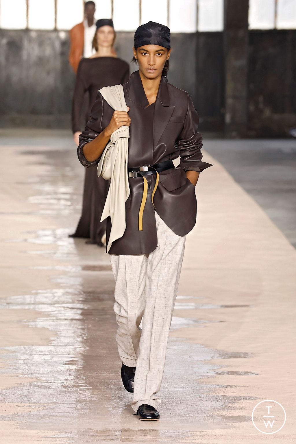 Fashion Week Milan Spring/Summer 2026 look 34 from the Boss collection womenswear