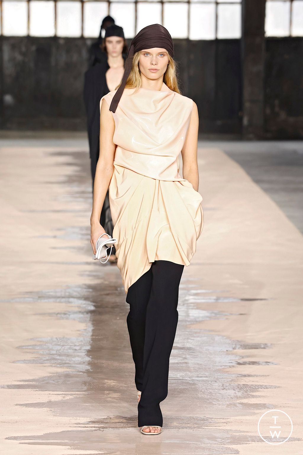 Fashion Week Milan Spring/Summer 2026 look 60 from the Boss collection 女装