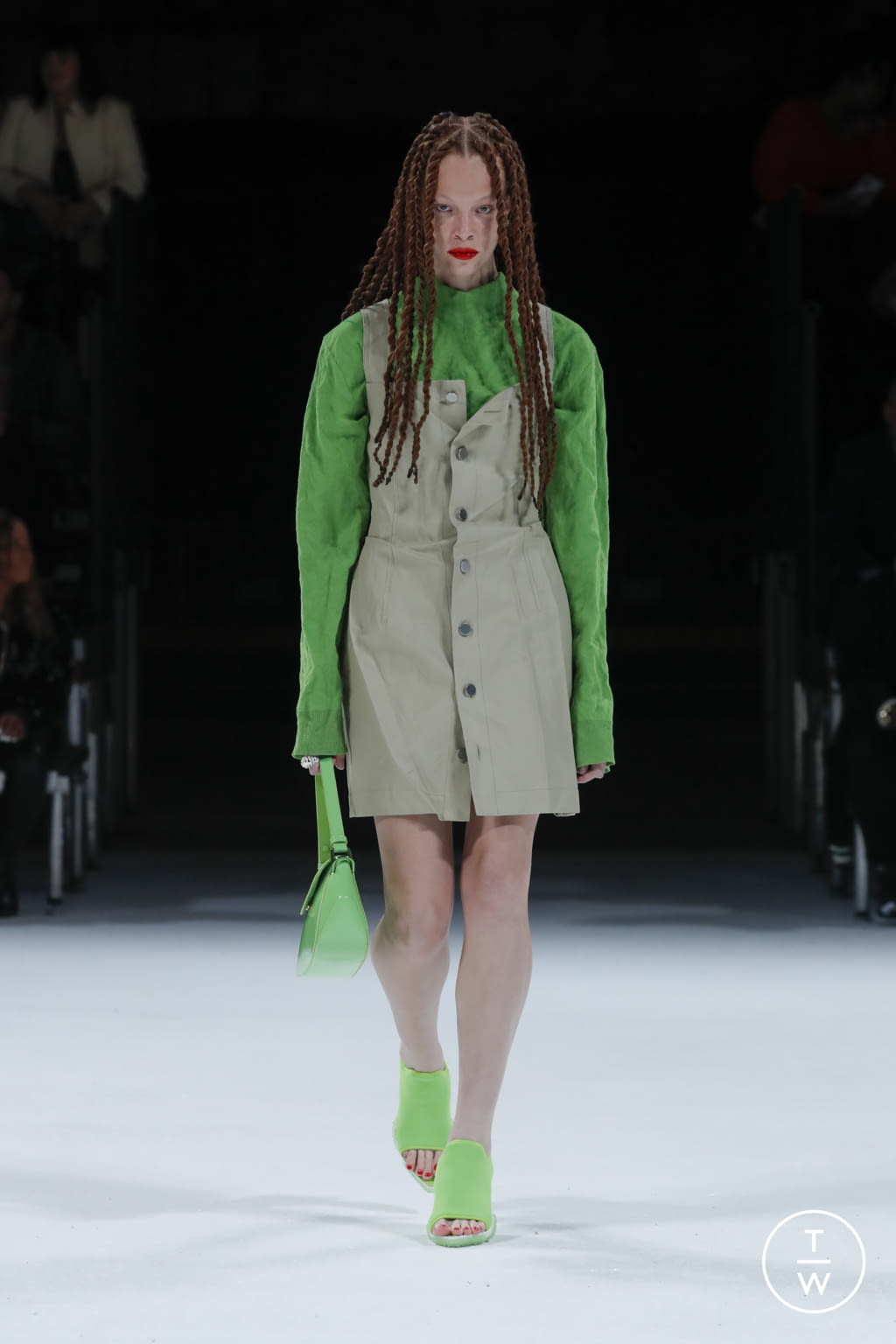 Fashion Week Milan Spring/Summer 2022 look 27 from the Bottega Veneta collection 女装
