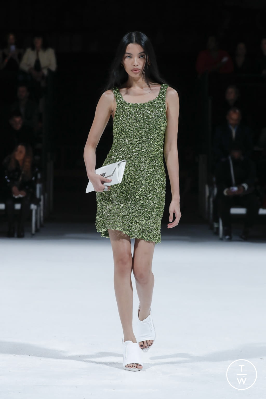 Fashion Week Milan Spring/Summer 2022 look 32 from the Bottega Veneta collection 女装