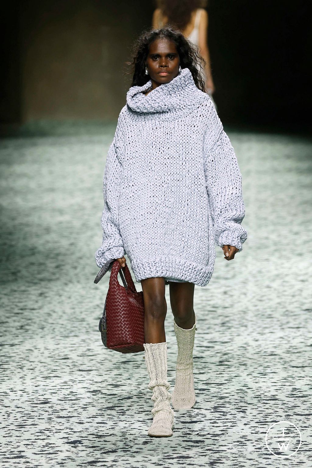 Fashion Week Milan Fall/Winter 2023 look 6 de la collection Bottega Veneta womenswear