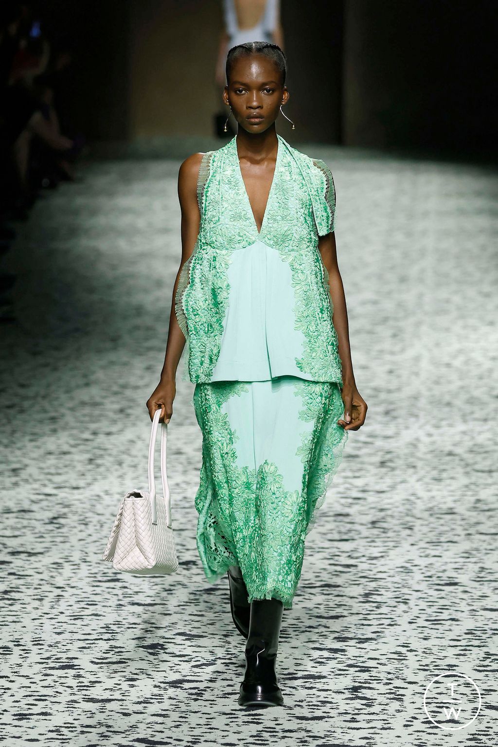 Fashion Week Milan Fall/Winter 2023 look 12 from the Bottega Veneta collection womenswear