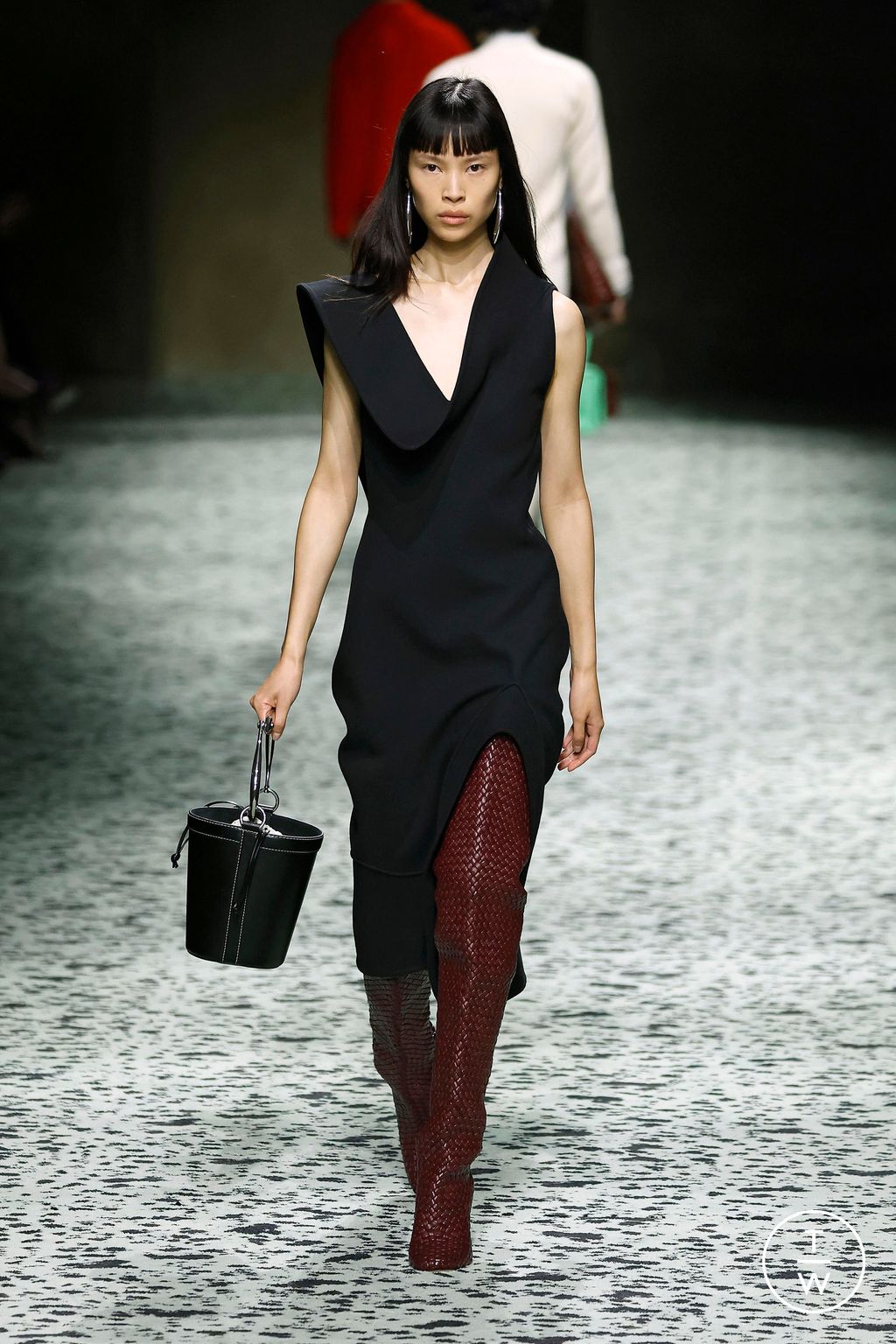 Fashion Week Milan Fall/Winter 2023 look 23 de la collection Bottega Veneta womenswear