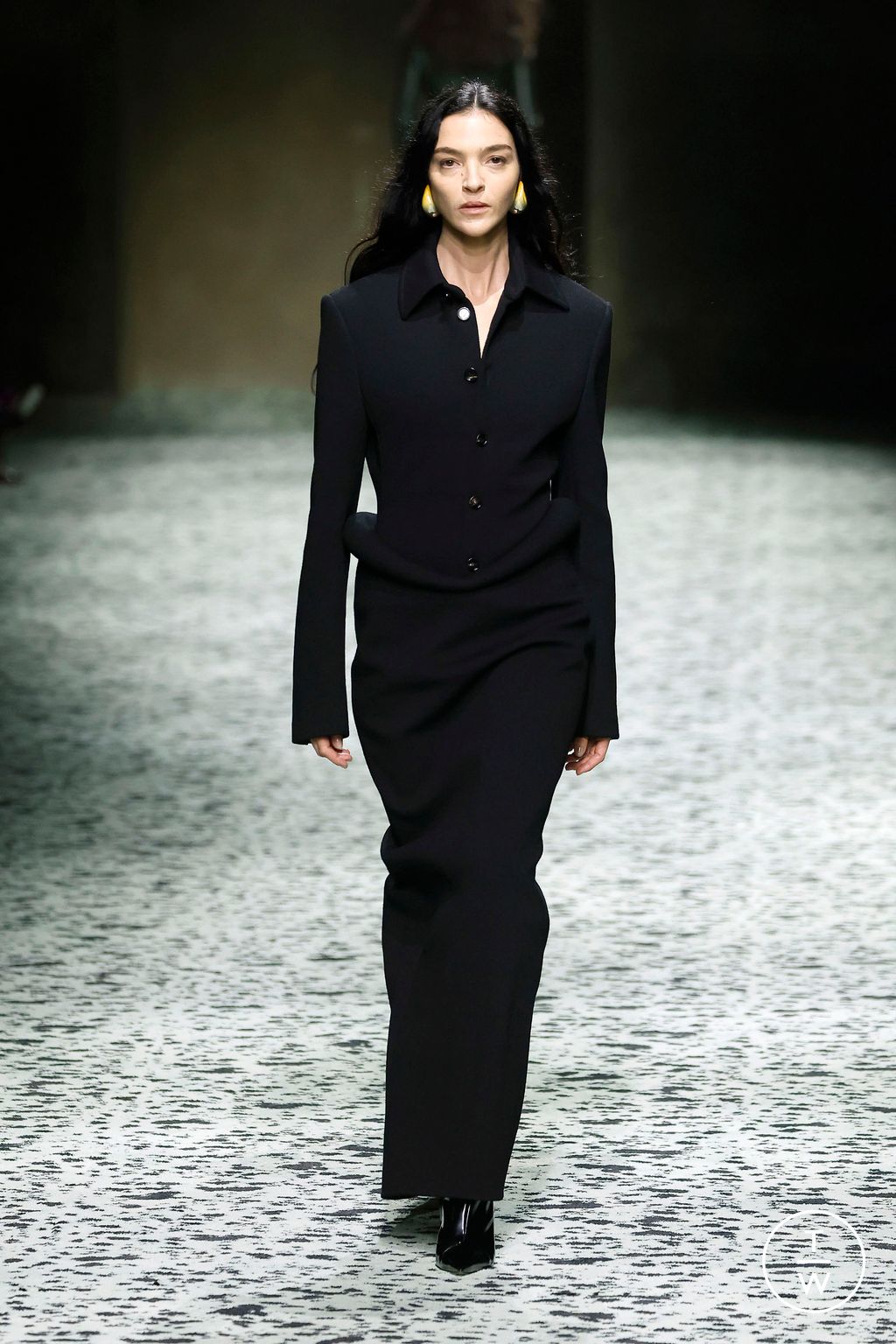 Fashion Week Milan Fall/Winter 2023 look 29 de la collection Bottega Veneta womenswear