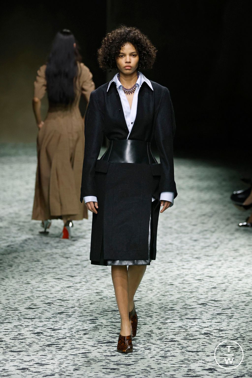 Fashion Week Milan Fall/Winter 2023 look 51 de la collection Bottega Veneta womenswear