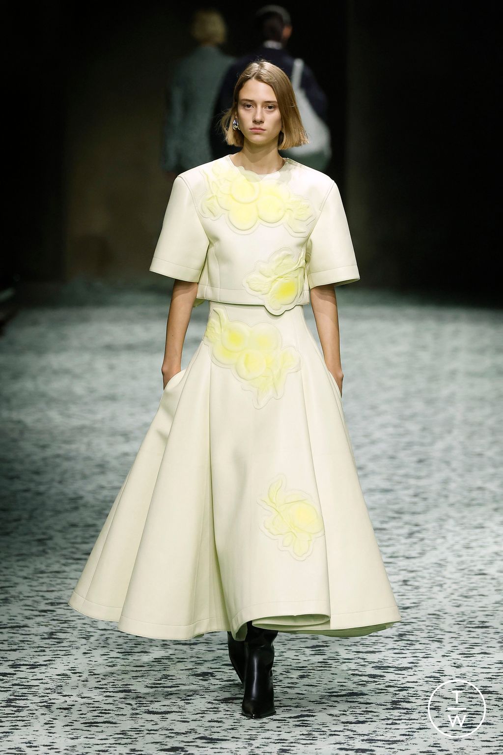 Fashion Week Milan Fall/Winter 2023 look 67 from the Bottega Veneta collection womenswear