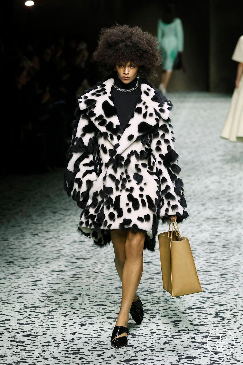 Fashion Week Milan Fall/Winter 2023 look 71 de la collection Bottega Veneta womenswear