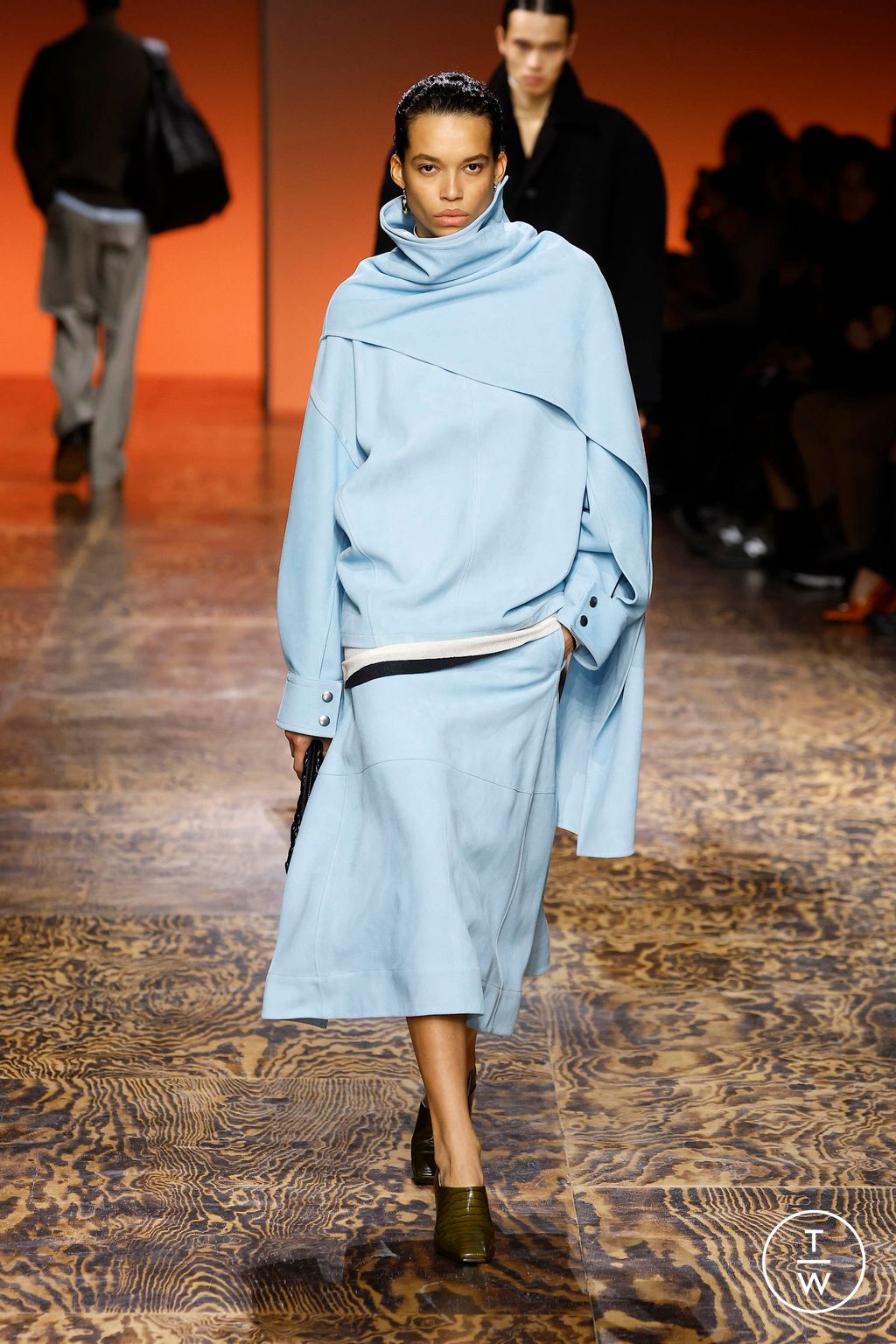 Fashion Week Milan Fall/Winter 2024 look 13 from the Bottega Veneta collection womenswear