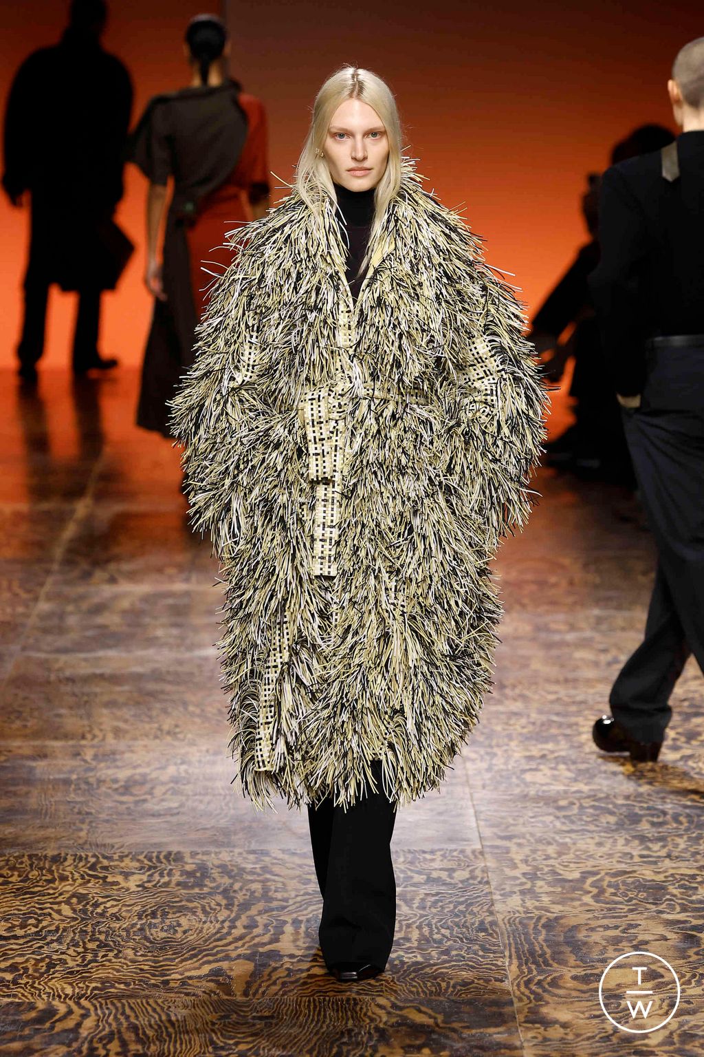 Fashion Week Milan Fall/Winter 2024 look 19 from the Bottega Veneta collection 女装