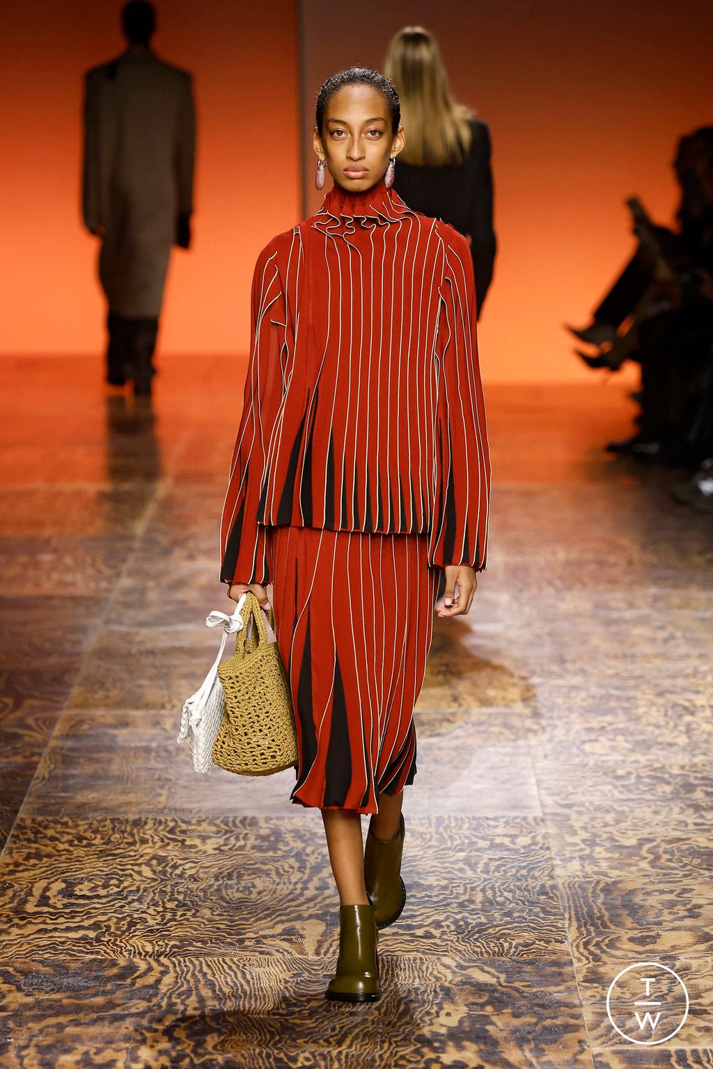 Fashion Week Milan Fall/Winter 2024 look 26 de la collection Bottega Veneta womenswear