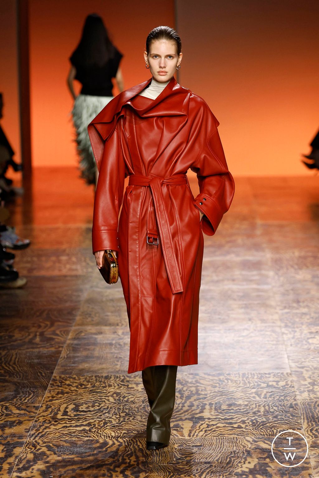 Fashion Week Milan Fall/Winter 2024 look 28 de la collection Bottega Veneta womenswear