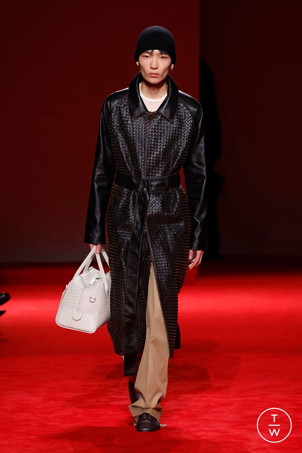 Fashion Week Milan Fall/Winter 2026 look 11 from the Bottega Veneta collection womenswear