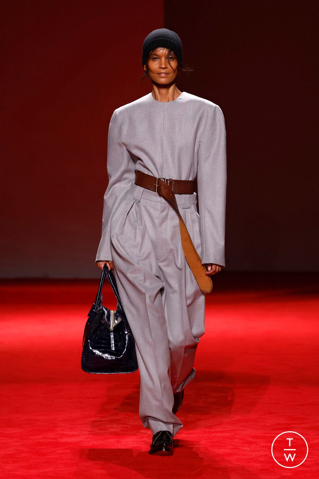 Fashion Week Milan Fall/Winter 2026 look 14 from the Bottega Veneta collection womenswear