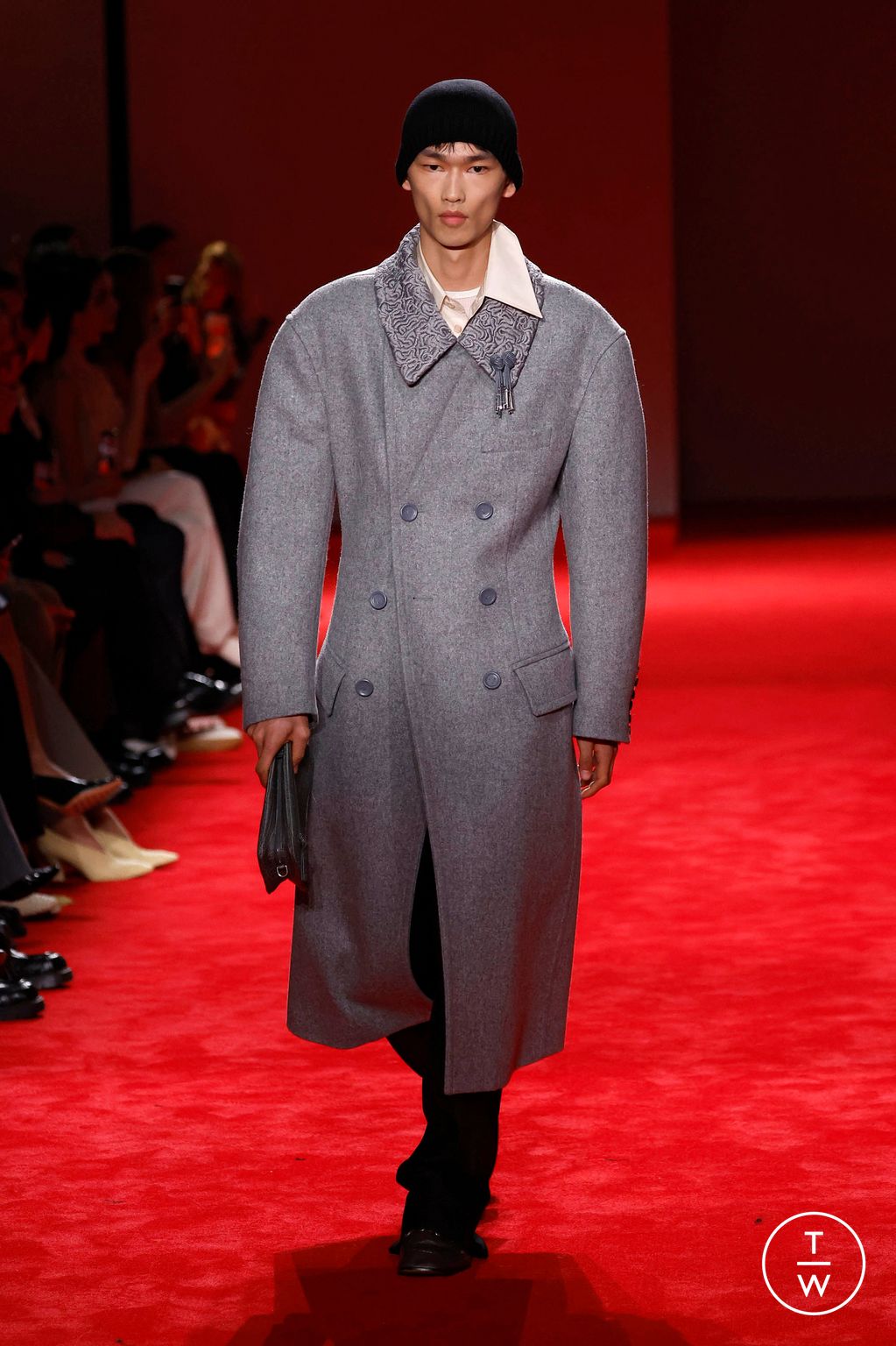 Fashion Week Milan Fall/Winter 2026 look 15 from the Bottega Veneta collection 女装