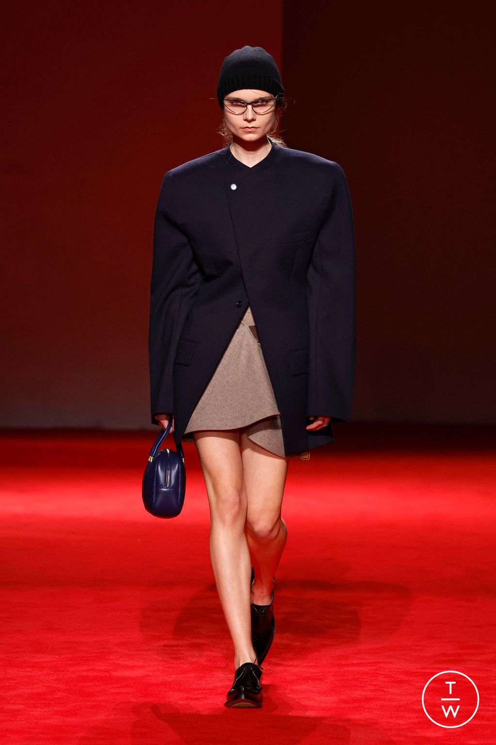 Fashion Week Milan Fall/Winter 2026 look 27 from the Bottega Veneta collection womenswear