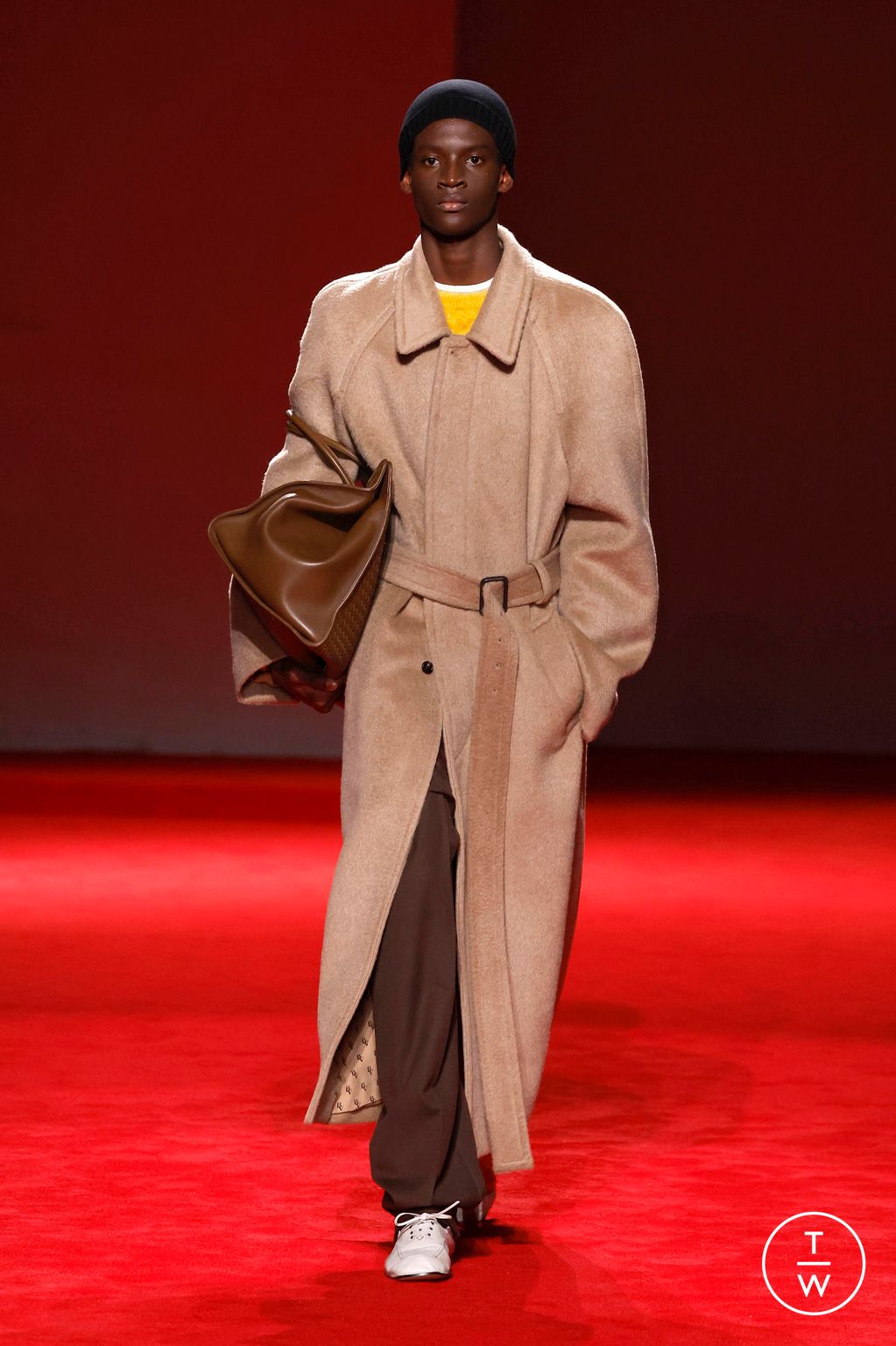 Fashion Week Milan Fall/Winter 2026 look 29 from the Bottega Veneta collection womenswear