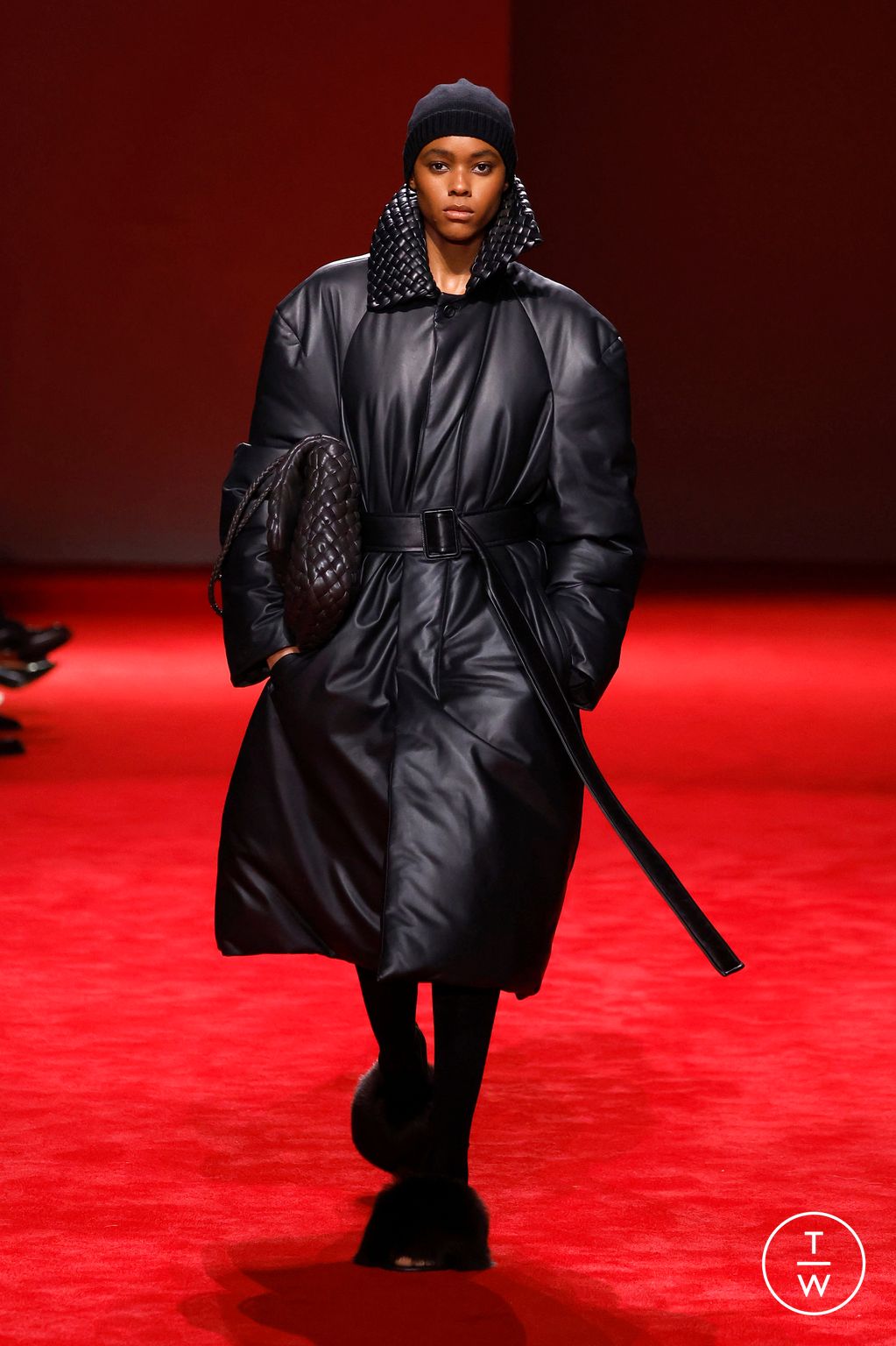 Fashion Week Milan Fall/Winter 2026 look 61 from the Bottega Veneta collection 女装