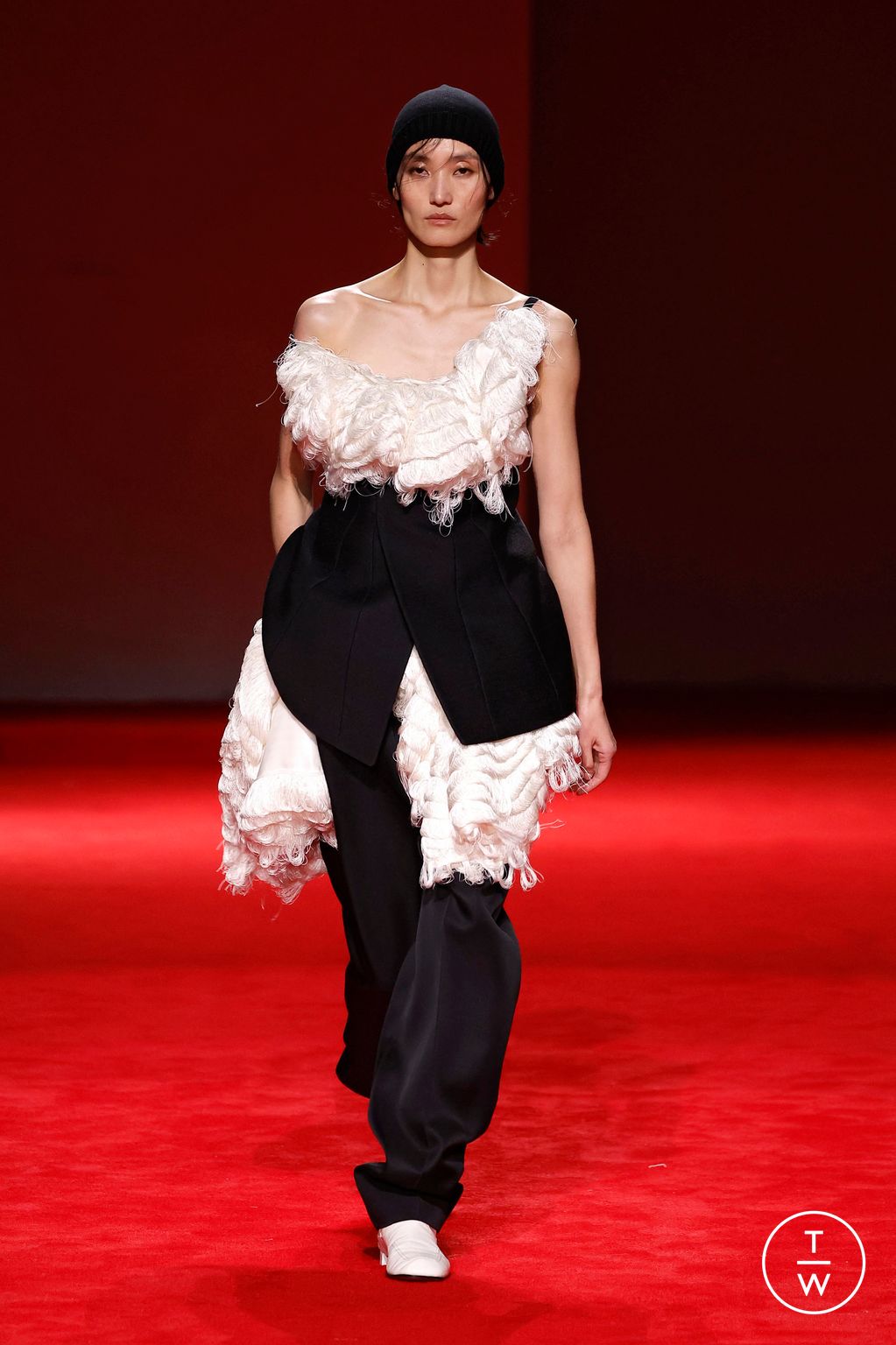 Fashion Week Milan Fall/Winter 2026 look 75 from the Bottega Veneta collection 女装