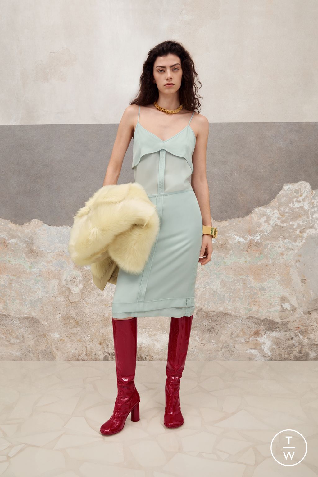 Fashion Week Milan Pre-Fall 2023 look 57 from the Bottega Veneta collection womenswear