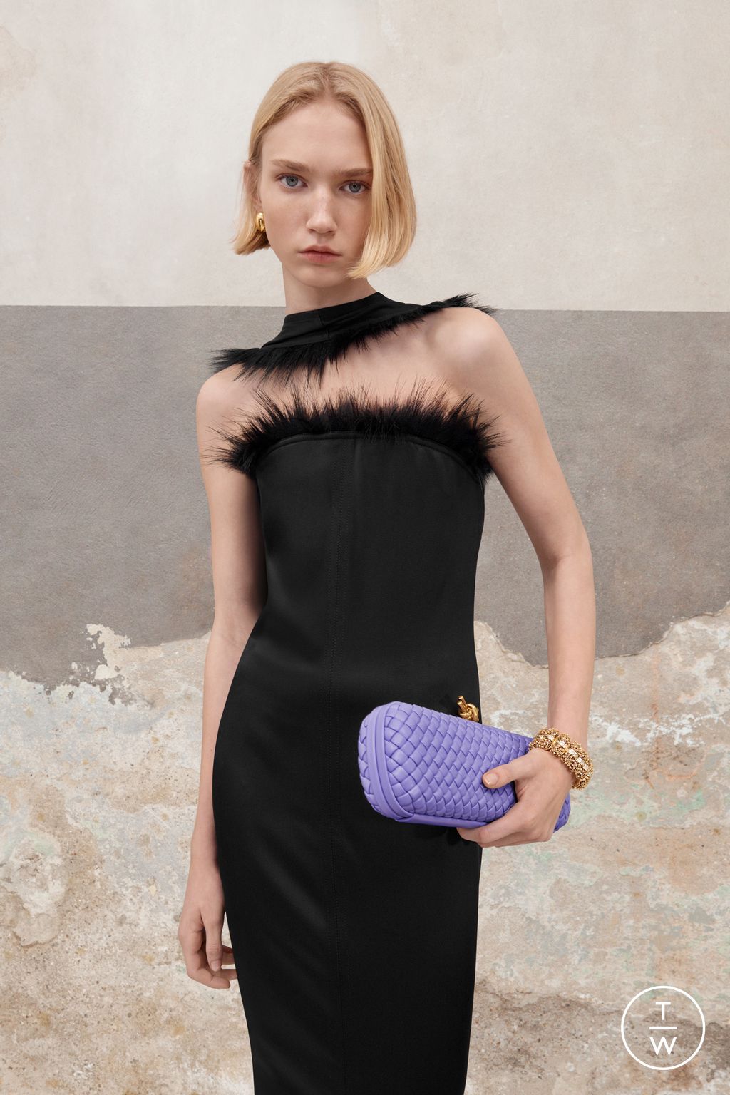 Fashion Week Milan Pre-Fall 2023 look 70 from the Bottega Veneta collection womenswear