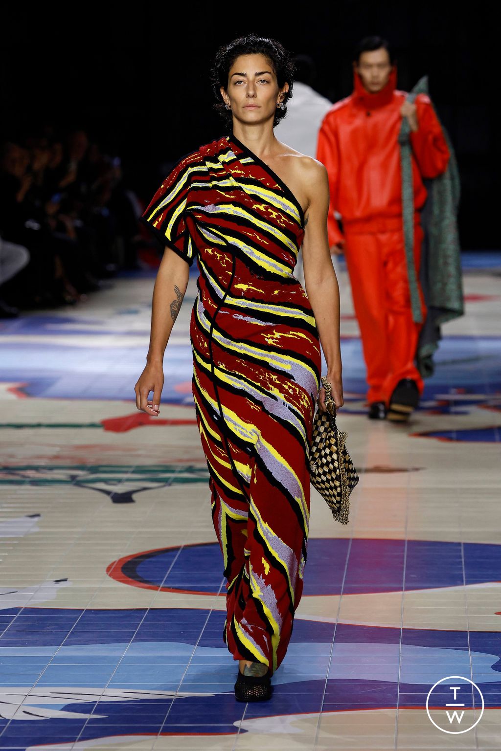 Fashion Week Milan Spring/Summer 2024 look 37 from the Bottega Veneta collection womenswear