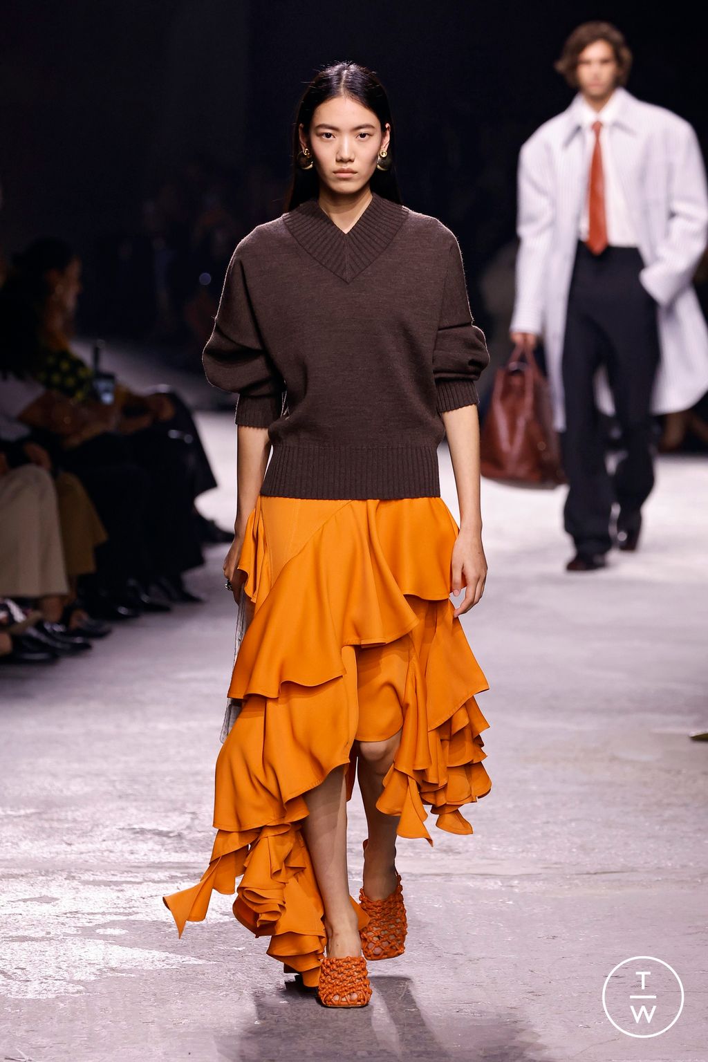 Fashion Week Milan Spring/Summer 2025 look 45 from the Bottega Veneta collection womenswear