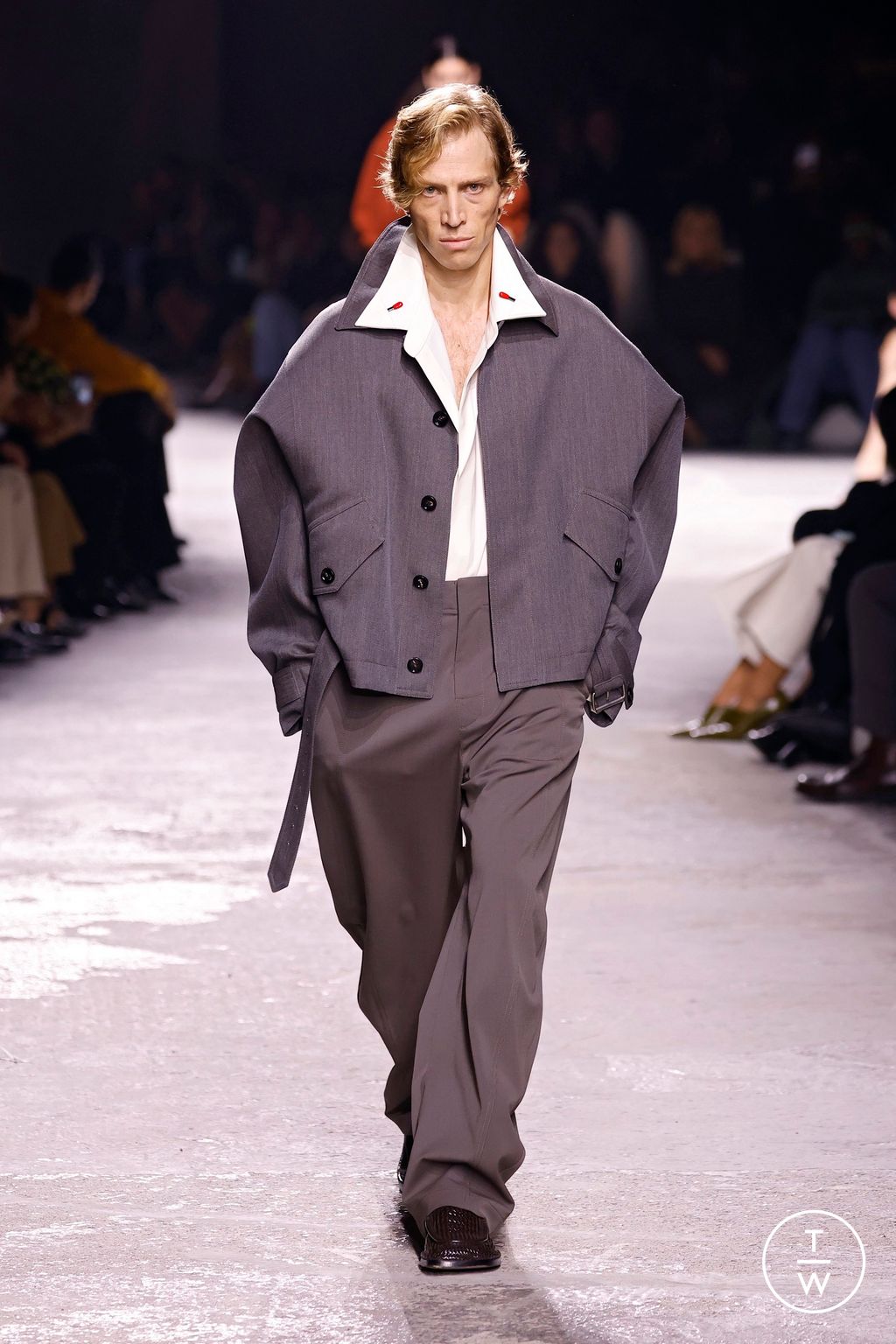 Fashion Week Milan Spring-Summer 2025 look 51 from the Bottega Veneta collection womenswear