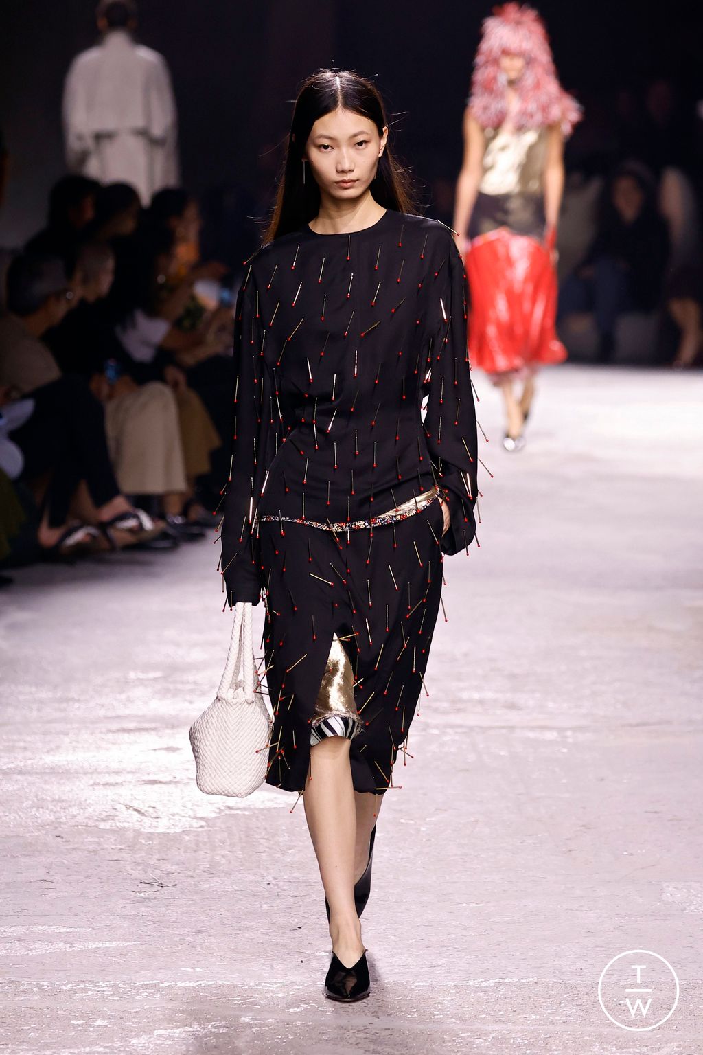 Fashion Week Milan Spring-Summer 2025 look 70 from the Bottega Veneta collection womenswear