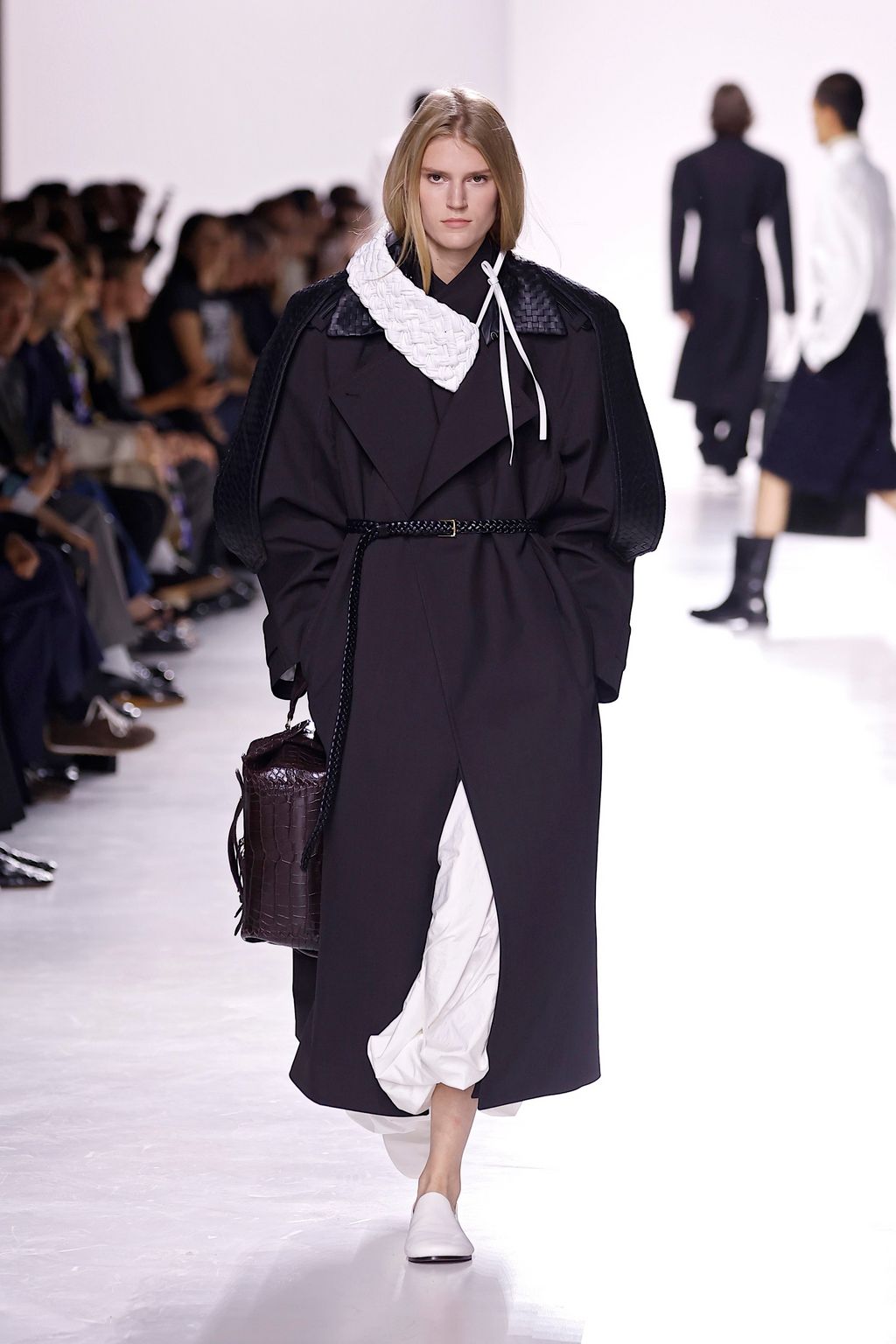 Fashion Week Milan Spring/Summer 2026 look 15 from the Bottega Veneta collection womenswear