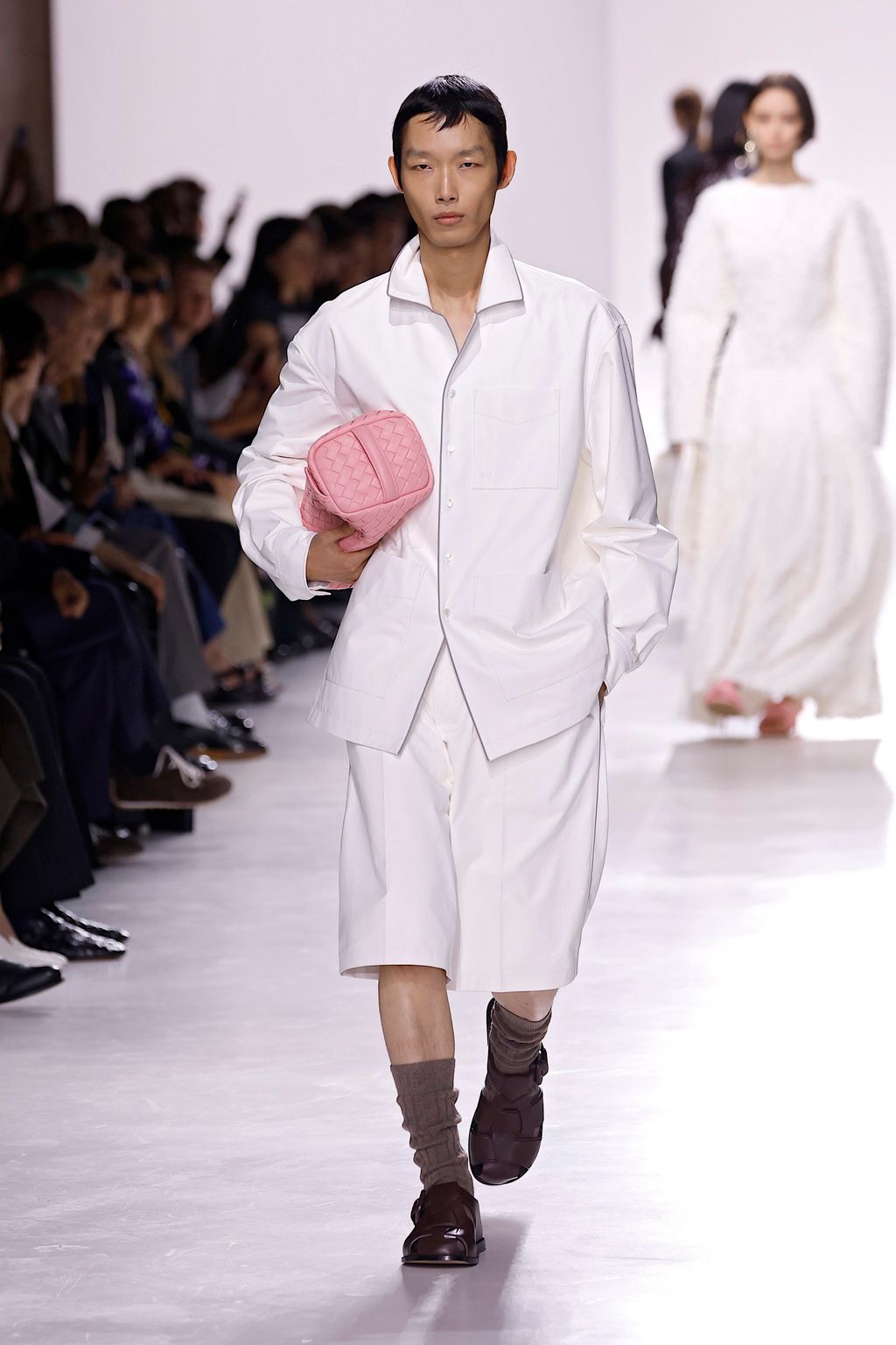 Fashion Week Milan Spring/Summer 2026 look 18 from the Bottega Veneta collection womenswear