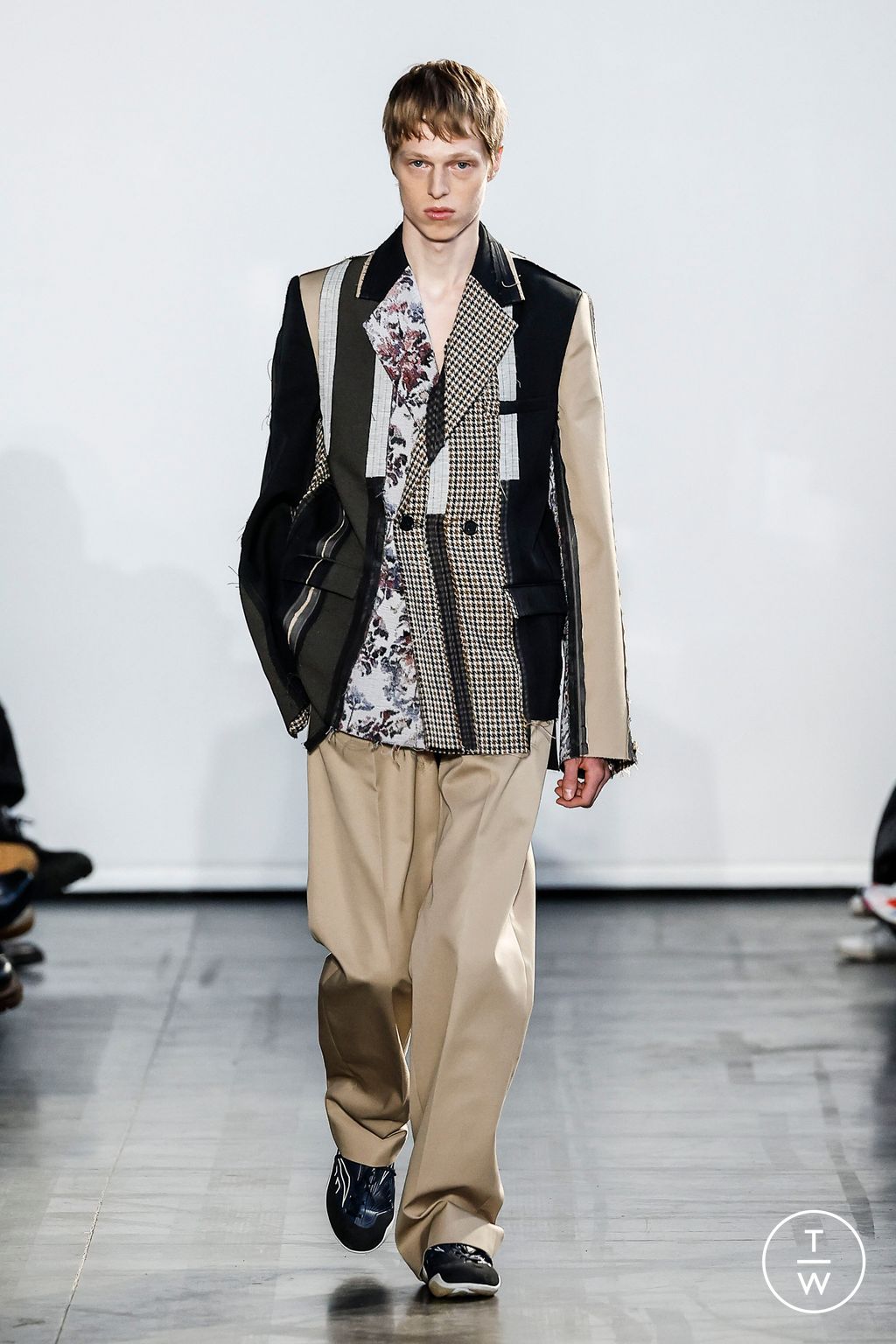 Fashion Week Paris Fall/Winter 2024 look 5 from the Botter collection 男装