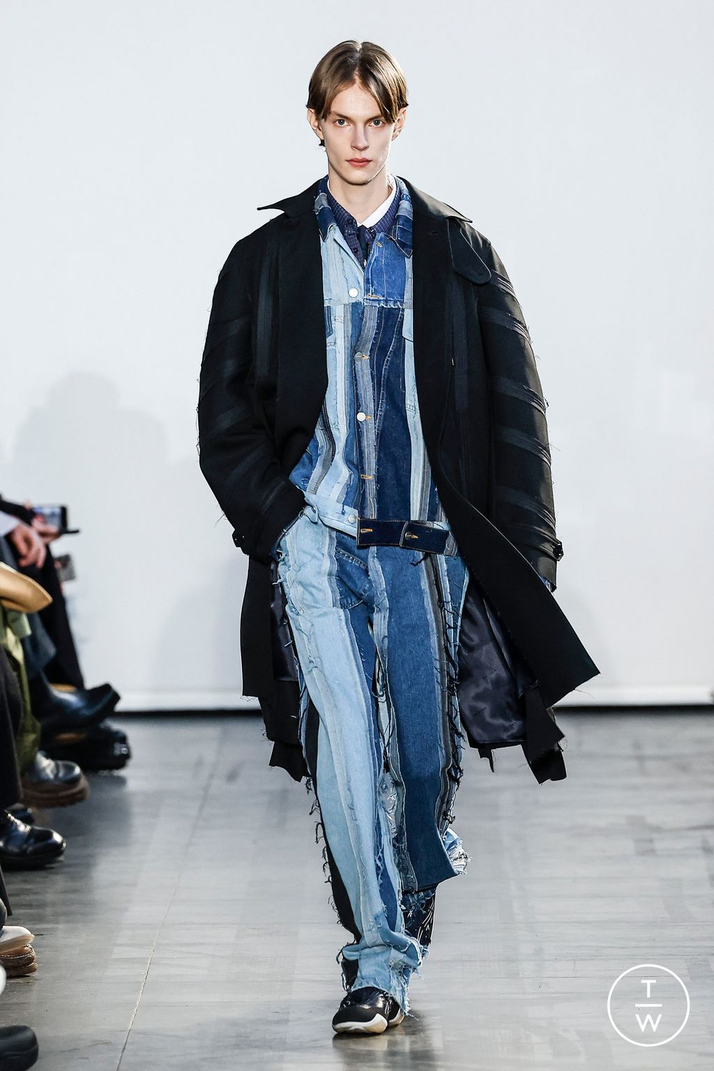 Fashion Week Paris Fall/Winter 2024 look 28 from the Botter collection menswear