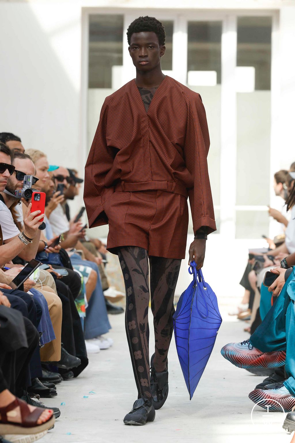 Fashion Week Paris Spring/Summer 2024 look 17 de la collection Botter menswear