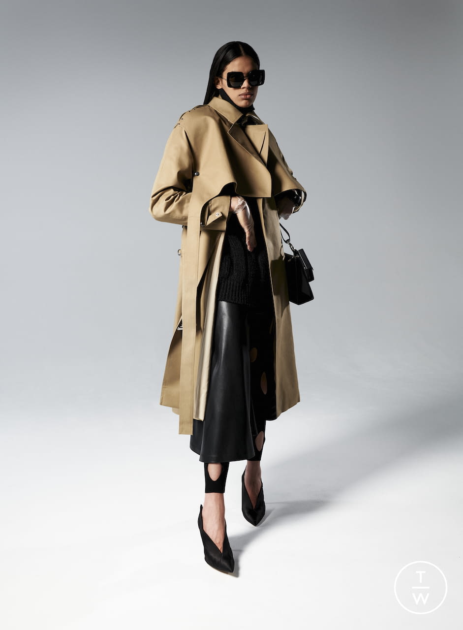 Fashion Week Paris Fall/Winter 2021 look 1 from the BOYAROVSKAYA collection womenswear