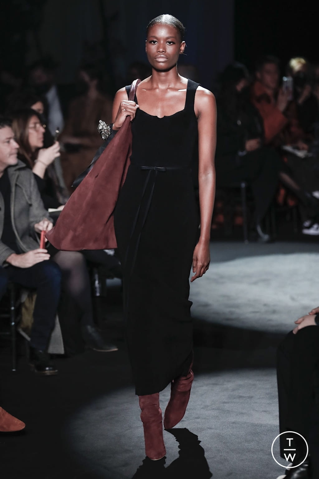 Fashion Week New York Fall/Winter 2022 look 9 de la collection Brandon Maxwell womenswear