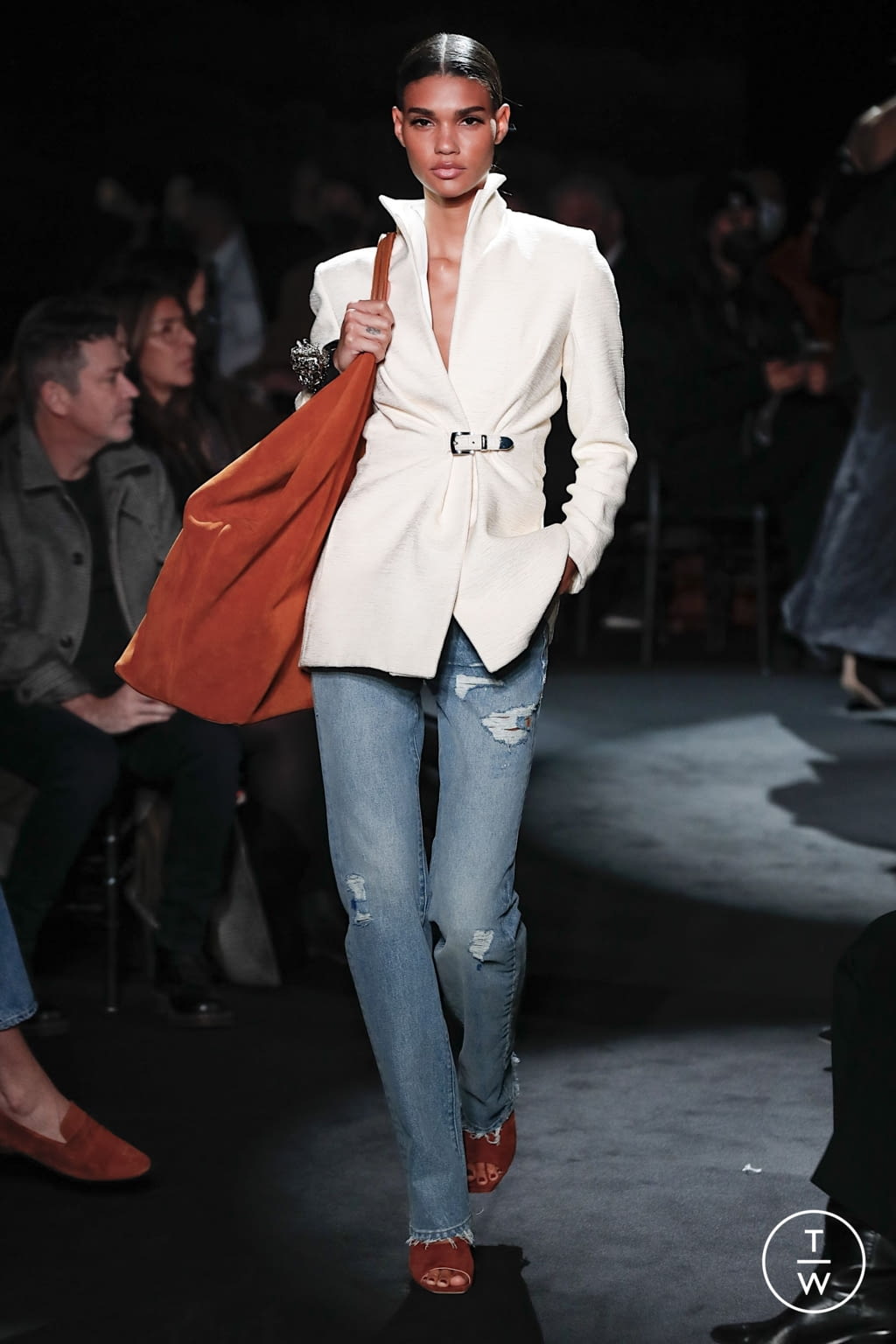 Fashion Week New York Fall/Winter 2022 look 18 de la collection Brandon Maxwell womenswear