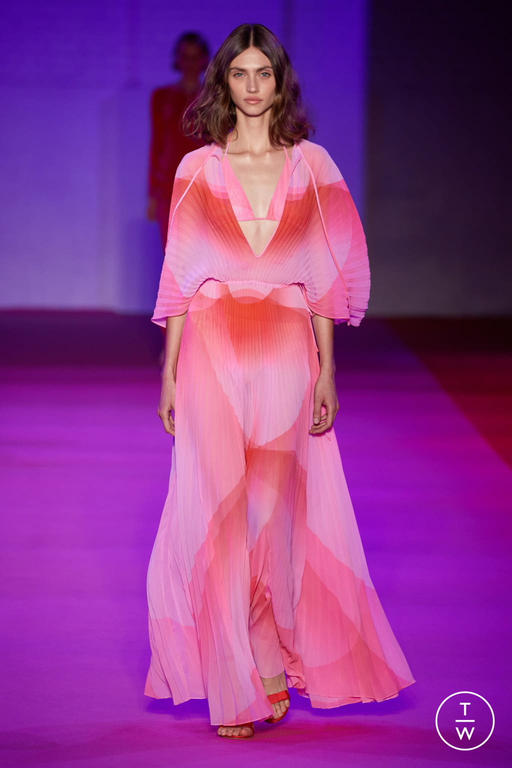 Fashion Week New York Spring/Summer 2022 look 17 from the Brandon Maxwell collection womenswear