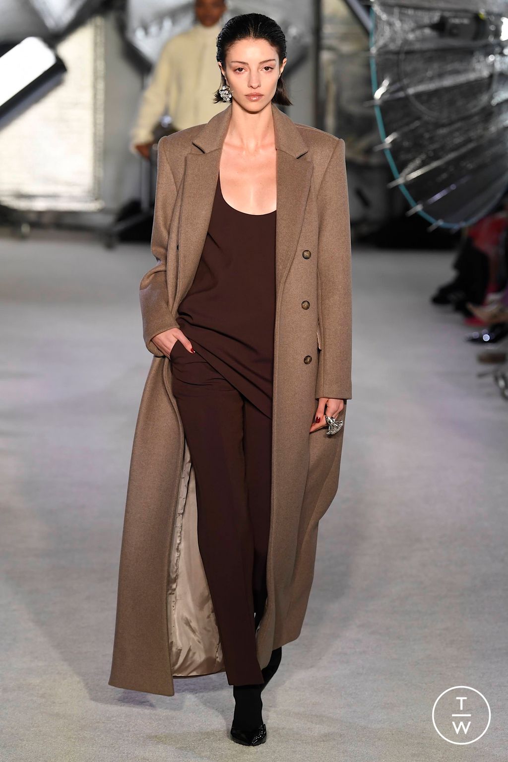 Fashion Week New York Fall/Winter 2023 look 17 de la collection Brandon Maxwell womenswear