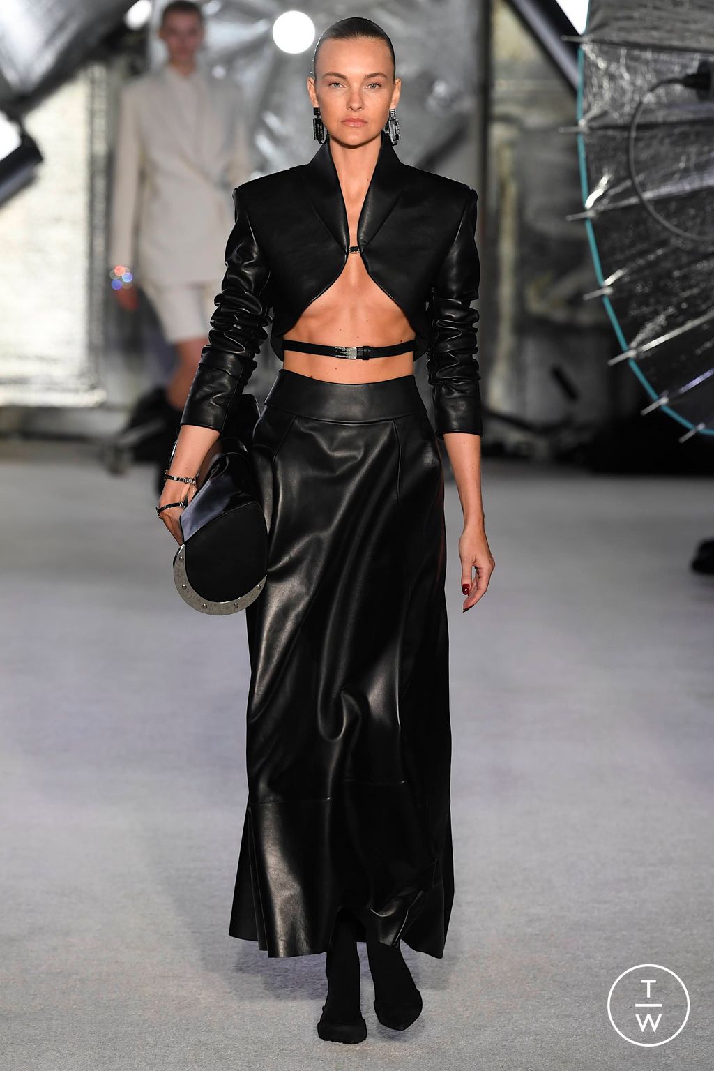 Fashion Week New York Fall/Winter 2023 look 35 from the Brandon Maxwell collection womenswear
