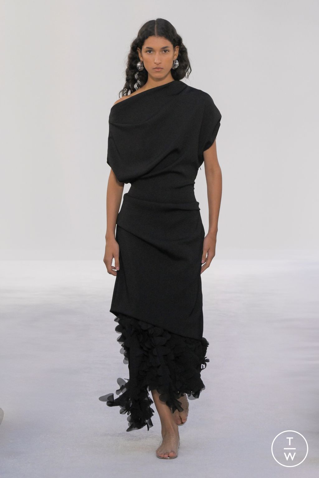 Fashion Week New York Spring/Summer 2025 look 41 from the Brandon Maxwell collection 女装